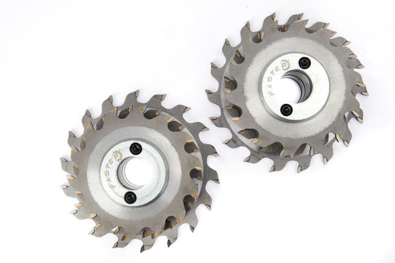 Dao-phay-do-nhom-Xingfa-cua-di-180121-3 Ưu điểm nổi bật của dao phay đố nhôm Xingfa cửa đi